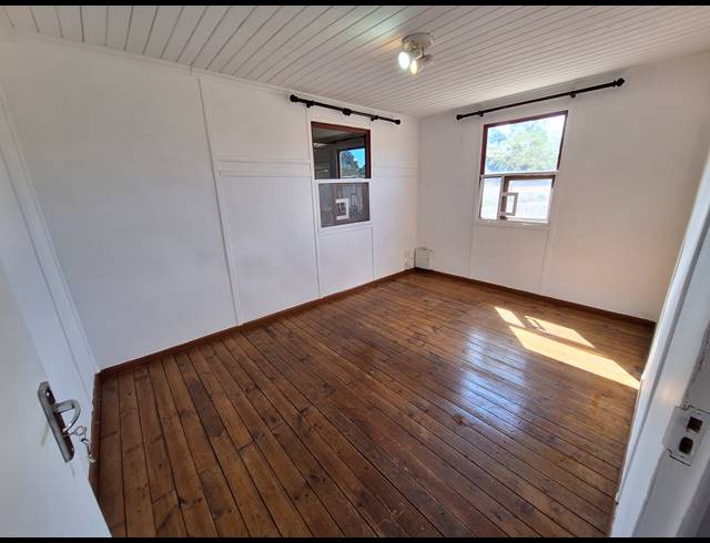 Farm property to rent in ATLANTIS